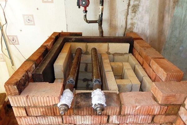 Как сделать печное отопление в частном доме с воздушным или водяным контурами