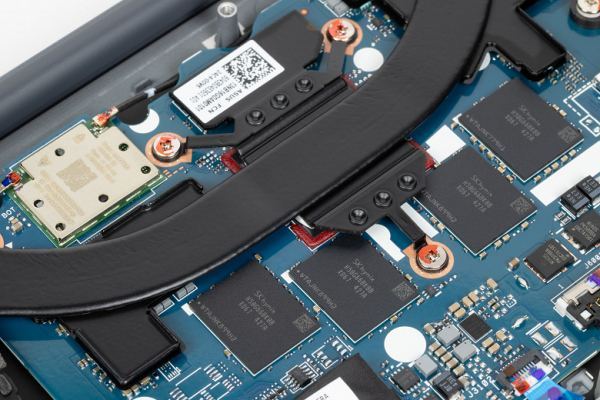 Обзор ноутбука Asus Zenbook A14 UX3407RA на платформе Snapdragon X Elite X1E-78-100