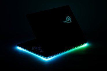 Обзор игрового ноутбука Asus ROG Strix Scar 18 G835LX с Intel Core Ultra 9 275HX и Nvidia GeForce RTX 5090 Laptop