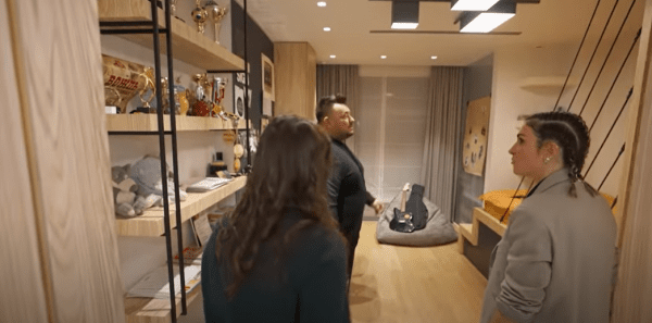 Дом Сергея Жукова &mdash; среда обитания лидера &laquo;Руки вверх&raquo;