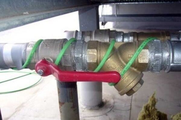 Как утеплить скважину на зиму: обзор лучших способов + выбор материалов Как утеплить скважину на зиму: обзор лучших способов + выбор материалов