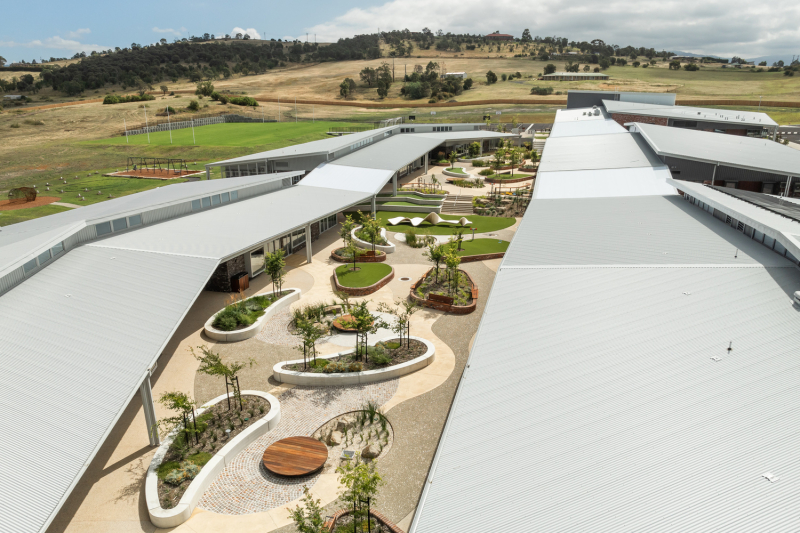 Брайтонская средняя школа в городе Баттери Пойнт, Австралия