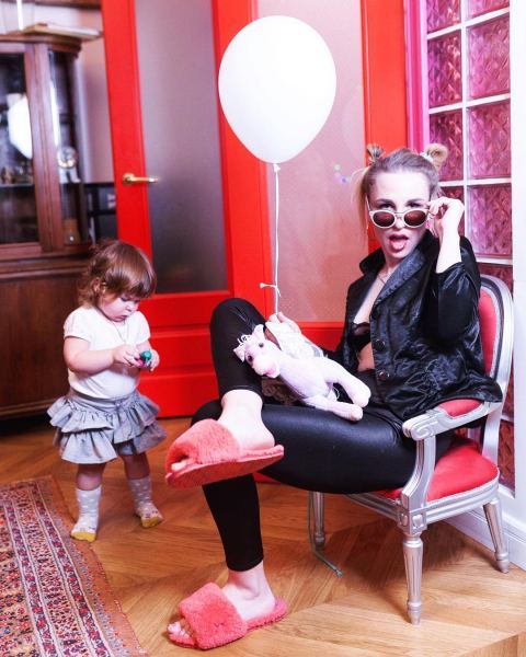 Квартира Валерии Гай Германики: среда обитания создательницы &laquo;Школы&raquo;