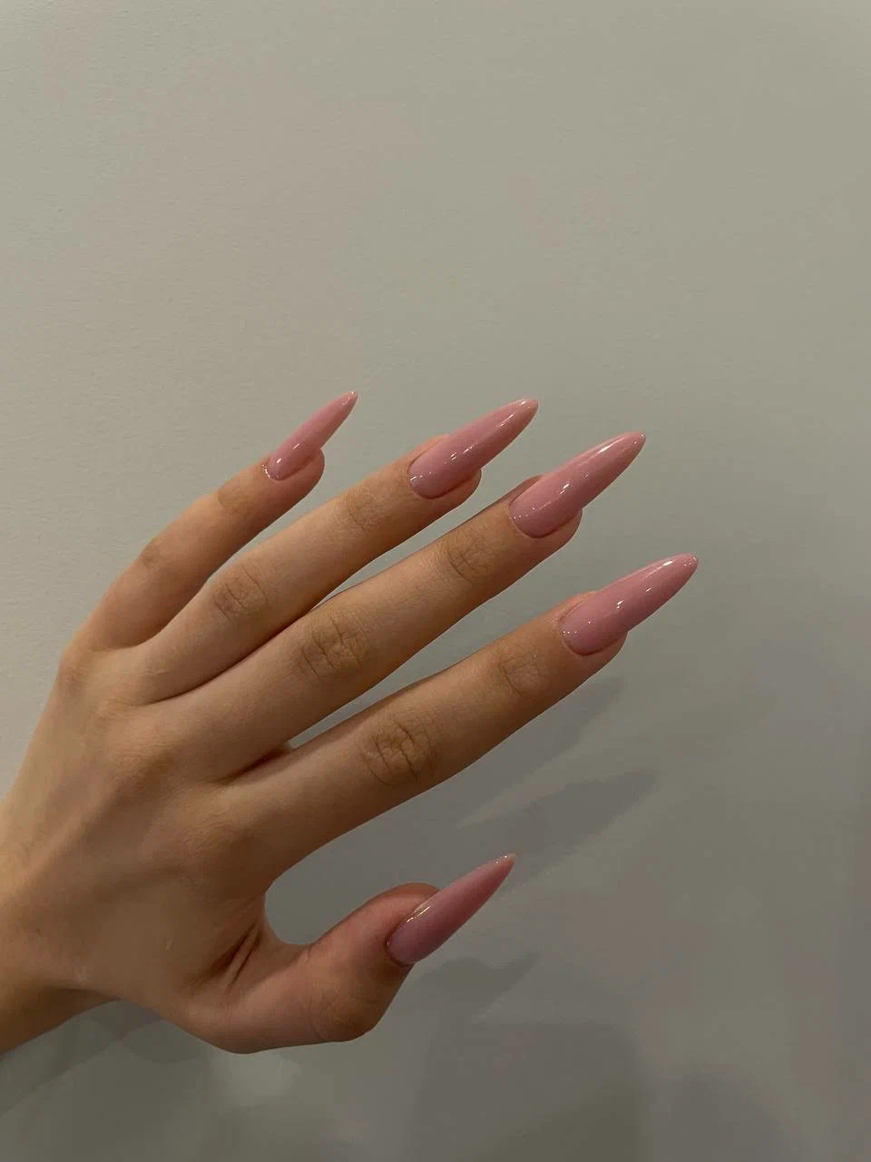 Современный маникюр в салоне TJ Beauty House на Звенигородской Современный маникюр в салоне TJ Beauty House на Звенигородской