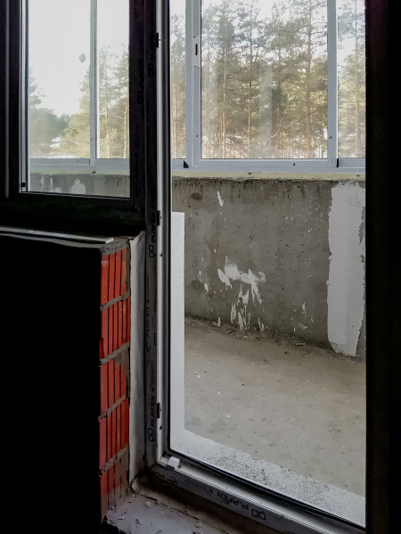 «Одно из моих любимых мест в квар­тире»: 3 варианта обустройства балкона