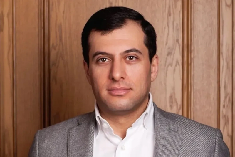 78: Сбежавший из суда экс-чиновник Росреестра Авакян умер в консульстве Армении