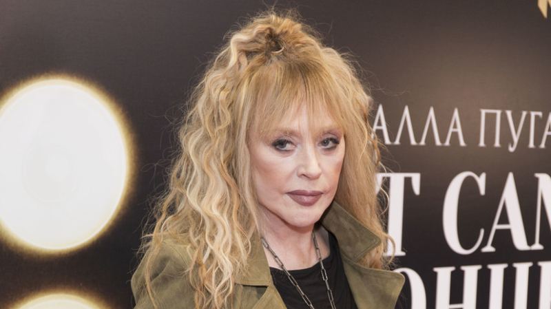 «Больше в страну не въедет»: почему Пугачёва больше не страхует свои элитные авто