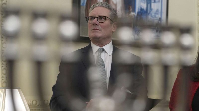 Британия намерена направить в Польшу свои истребители