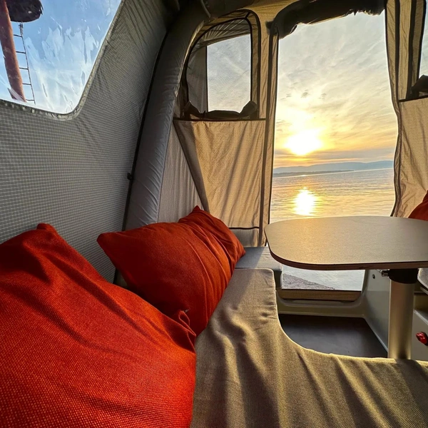 Чемодан на стероидах: взгляните на крохотный прицеп Booba, с которым можно отправиться в путешествие даже на малолитражке