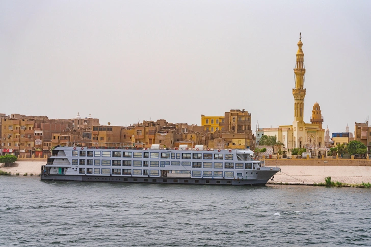Египет увеличил срок пребывания по долгосрочной визе для россиян: теперь туристы смогут отдыхать в Египте до 180 дней