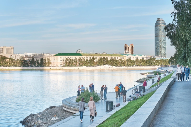 Где они нашли сыр по 1000 рублей? Проверяем статью о стоимости жизни в Екатеринбурге вместе с местным жителем