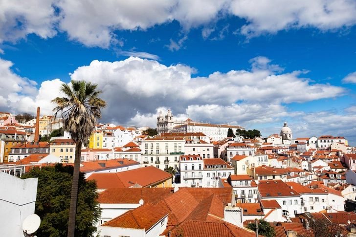 Где отдых приносит счастье: эксперты назвали 5 городов для идеального отпуска — попробуйте их угадать