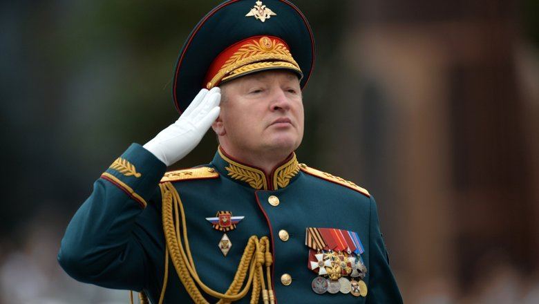 Генерал-полковник Александр Лапин уволен с военной службы