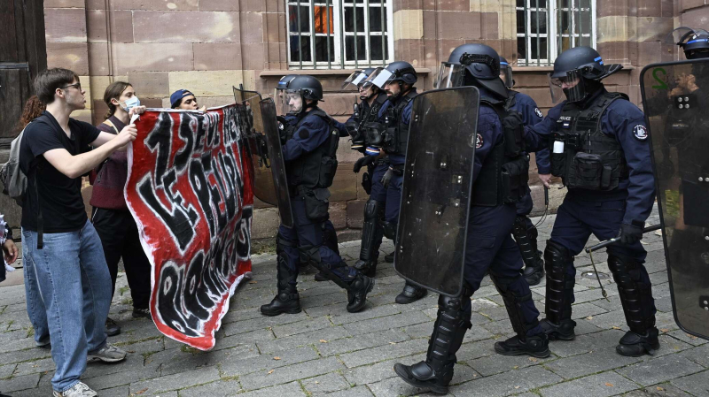 Массовые протесты проходят во Франции