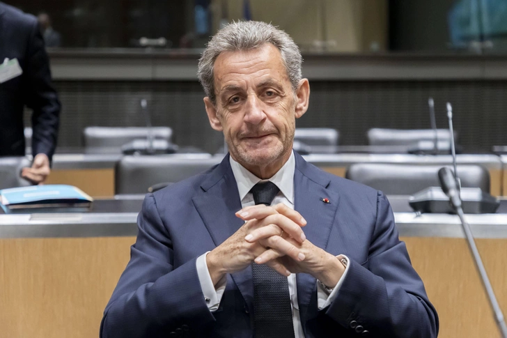 Николя Саркози получил 5 лет тюрьмы — за что будет сидеть бывший президент Франции?