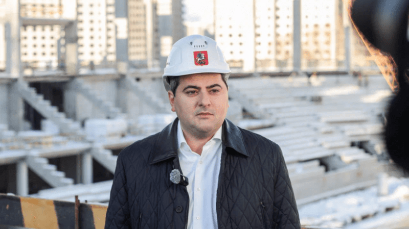 Овчинский: в бизнес-центре в Обручевском районе приступили к внутренней отделке