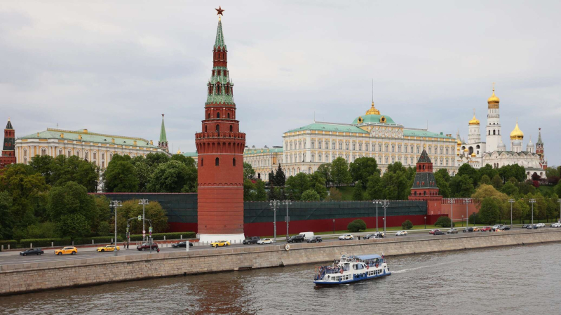 Песков: в Кремль не поступали запросы на контакты от руководства Польши