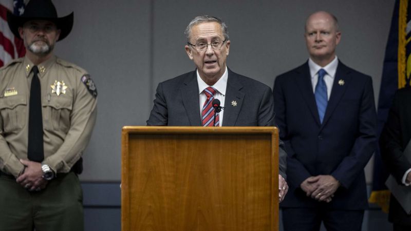 Подозреваемому в убийстве Чарли Кирка официально предъявлено обвинение