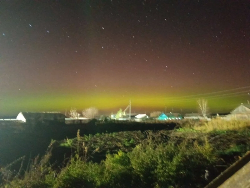 Северное сияние озарило небо над Коми, Татарстаном, Ленобластью и другими регионами