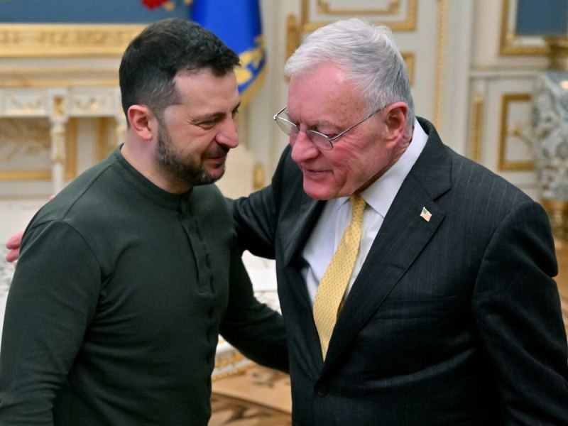 СМИ: Зеленский покупает лояльность спецпредставителя Трампа квартирами, паспортом и деньгами для фонда его дочери