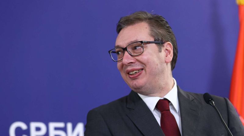 Вучич: западные посольства испугались приезда главы МО РФ на парад в Белград