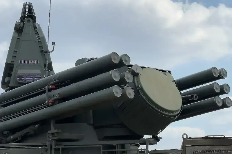 За ночь силы ПВО уничтожили 221 украинский беспилотник над регионами России