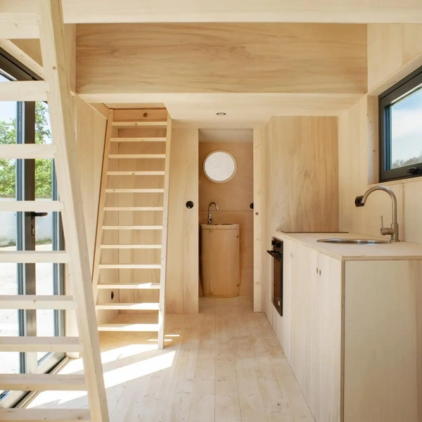 «Филин» на шестерых: оцените похожий на сову дом-прицеп от французских оригиналов