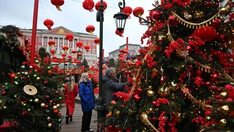 Финансовая ловушка января: россиян предупредили, что продление новогодних каникул сократит доход