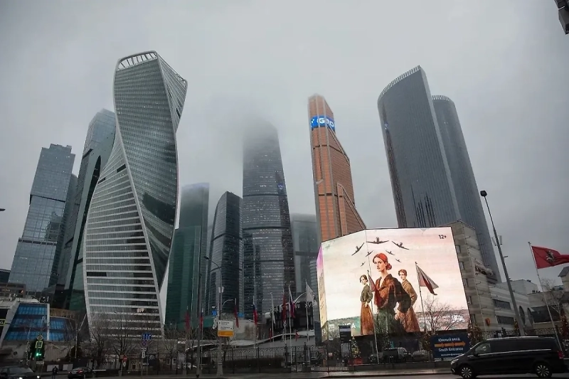 Гидрометцентр: В Подмосковье объявлен жёлтый уровень опасности из-за тумана