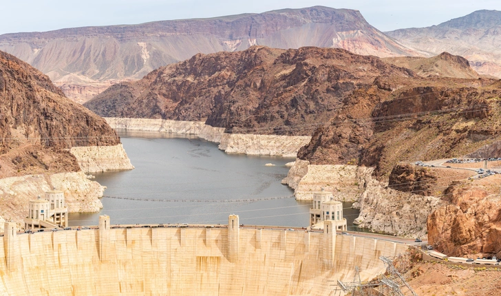 «Грохот ритмичен и имеет интервалы»: американцы услышали жуткие звуки в Неваде, и у них нет объяснения