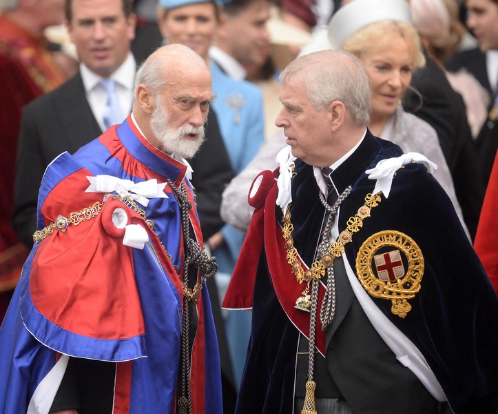 «Их Величества желают ясно заявить». Карл III лишил экс-принца Эндрю титулов и выгнал его из дома