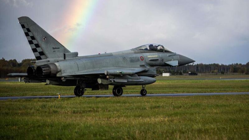 Итальянские истребители Eurofighter прибыли в Эстонию для патрулирования