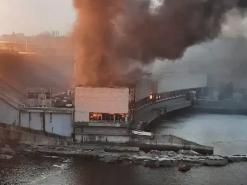 «Как в Киеве и хотели»: опубликовано фото повреждений ДнепроГЭС после удара ВС РФ 