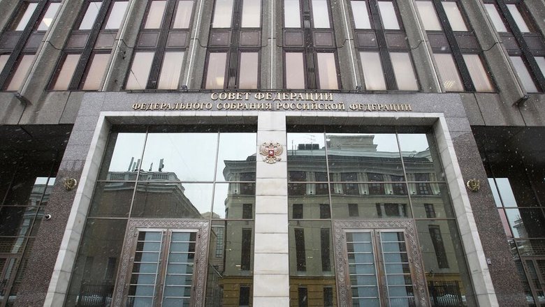 Культурный код России стал трендом среди дизайнеров, заявили в Совфеде