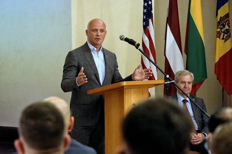 Мэр Одессы Труханов: зачем Зеленский лишает его гражданства