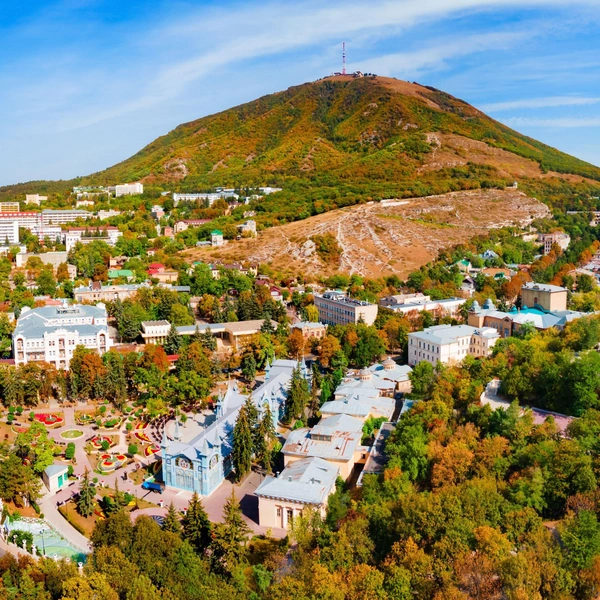 Настала очередь «фиолетовенькой»: россияне выбирают новый дизайн банкноты 500 рублей