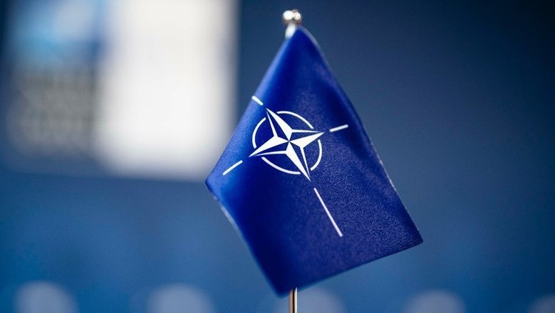 НАТО не может спать спокойно от страха перед российскими истребителями: Альянс ищет лазейки, чтобы их сбивать