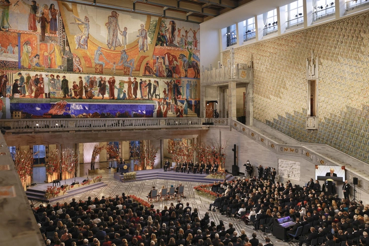 Нобелевскую премию мира 2025 получила политик из Венесуэлы Мария Корина Мачадо