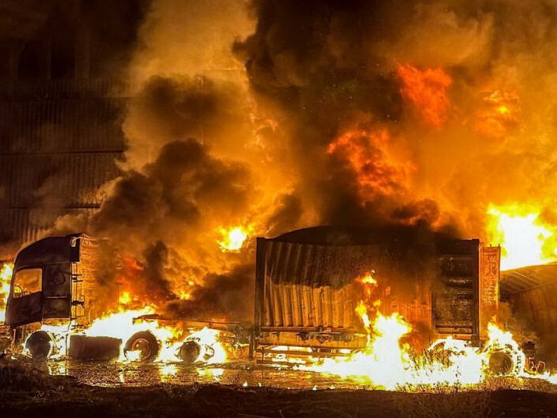 Одесса пережила 7 часов ада: город всю ночь сотрясали взрывы, порты охвачены пожарами