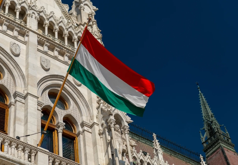 Песков объяснил выбор Венгрии для встречи Путина и Трампа