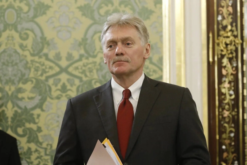 Песков: США пока не ответили на предложение Путина по ДСНВ