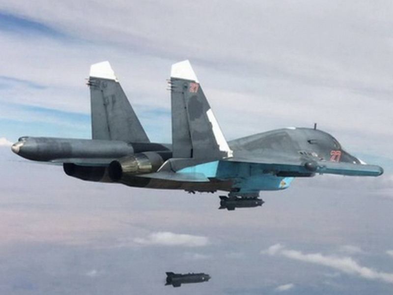 По Днепру впервые ударили гибридом ракеты и бомбы: прилет сняли на видео