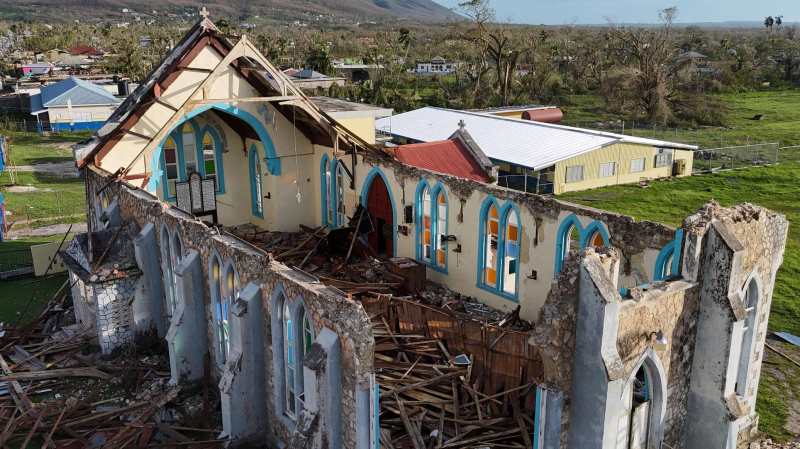 Почти 50 человек погибли из-за урагана "Мелисса" на Ямайке и Гаити