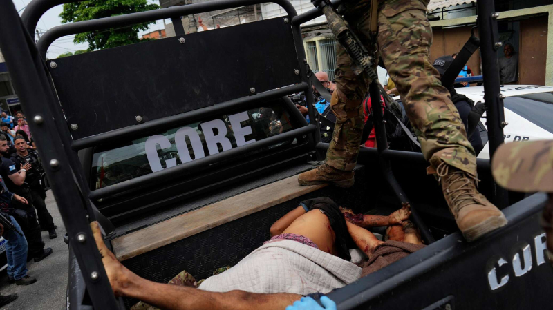 Полиция Рио-де-Жанейро объявила войну местной банде – погибли более 60 человек