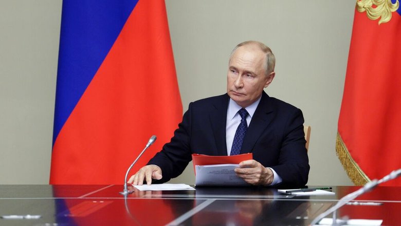 Путин присвоил почетные наименования «гвардейский» трем полкам