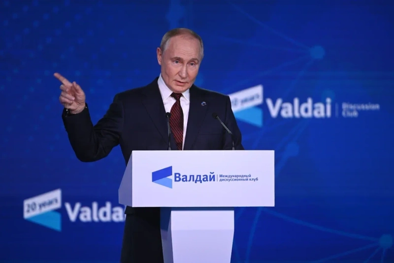 Путин призвал западные элиты заняться своими проблемами