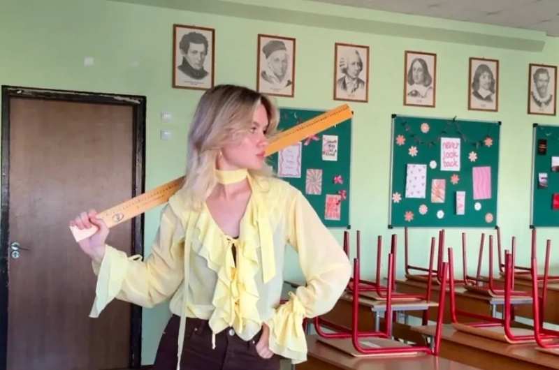 Ради них вам захочется вернуться в школу: 4 умницы и красавицы рассказали Life.ru, как ломают стереотипы о профессии учителя