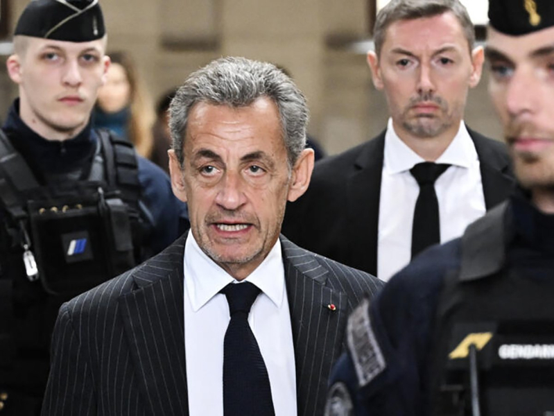 RTL: экс-президент Франции Николя Саркози начнет отбывать тюремный срок 21 октября