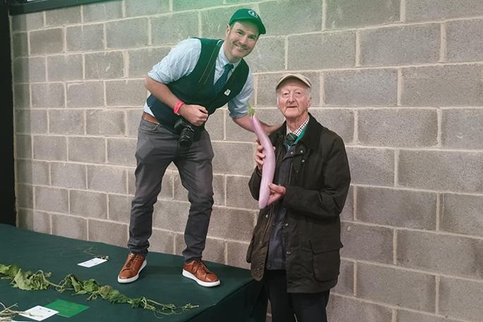 Садоводы поставили семь мировых рекордов за день: посмотрите на их гигантский урожай