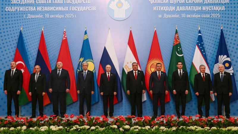 Саммиты "Россия — Центральная Азия" и СНГ в Душанбе (фото)